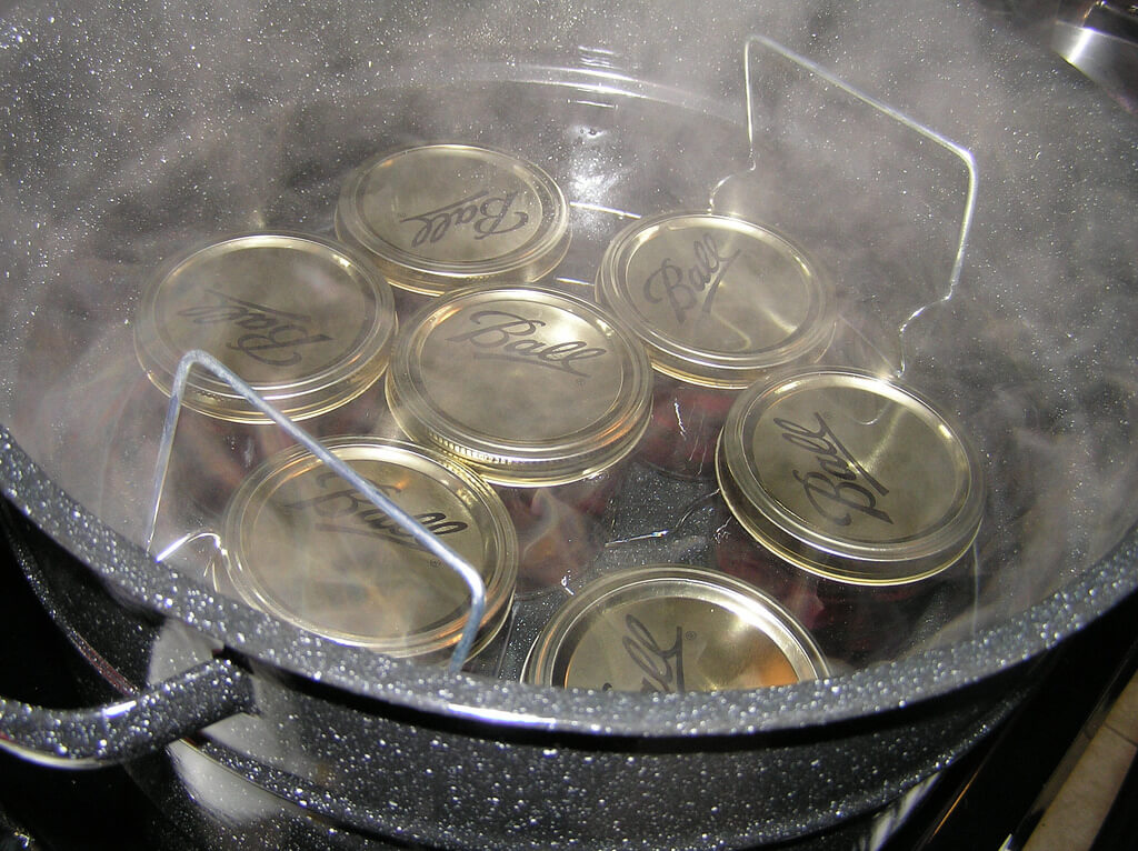 heating canning jars