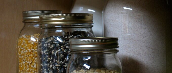 bulk food in jars
