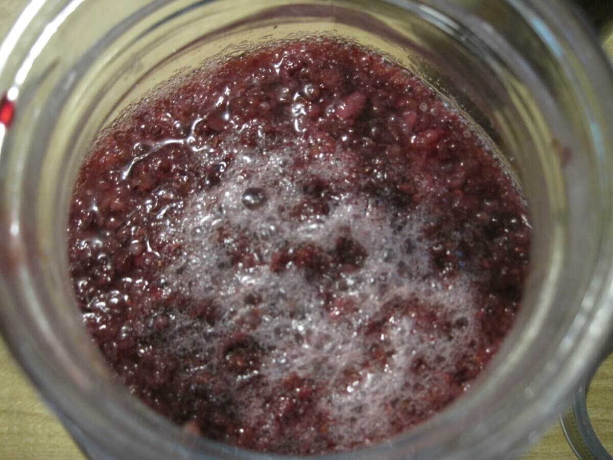bubbling blackberry wine