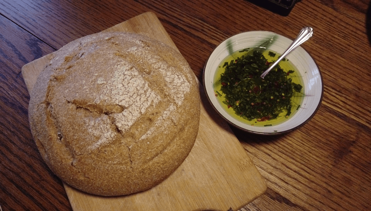 bread-and-garlic-oil