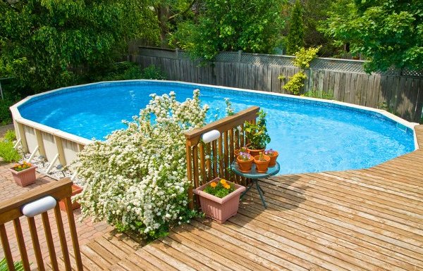 17 Diy Pool Deck Ideas For A Sunny Day, How To Build A Raised Deck For Above Ground Pool
