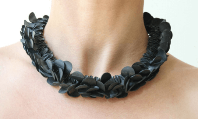 inner-tube-necklace