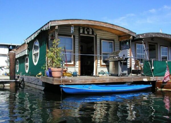lakeunionhouseboat