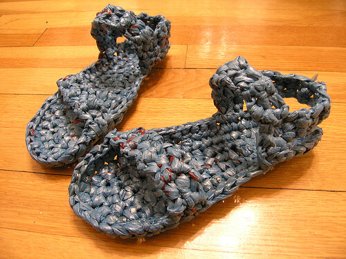 plastic-bags-crocheted